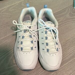 Women’s Easy Spirit Romy Walking Sneakers